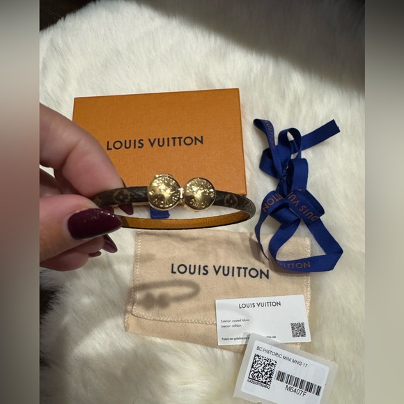 Historic Mini Monogram Bracelet - Picture 2 of 5